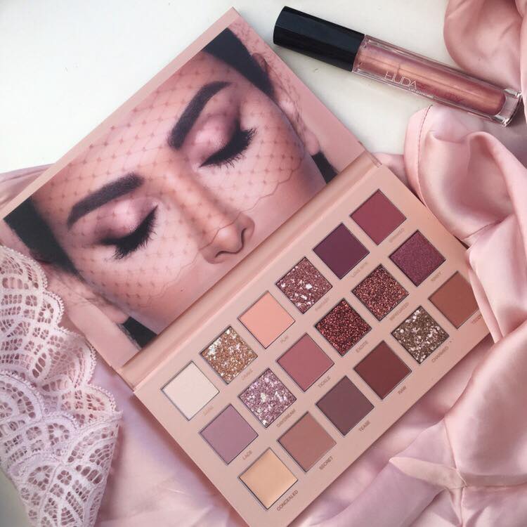 Huda beauty eye kit available
